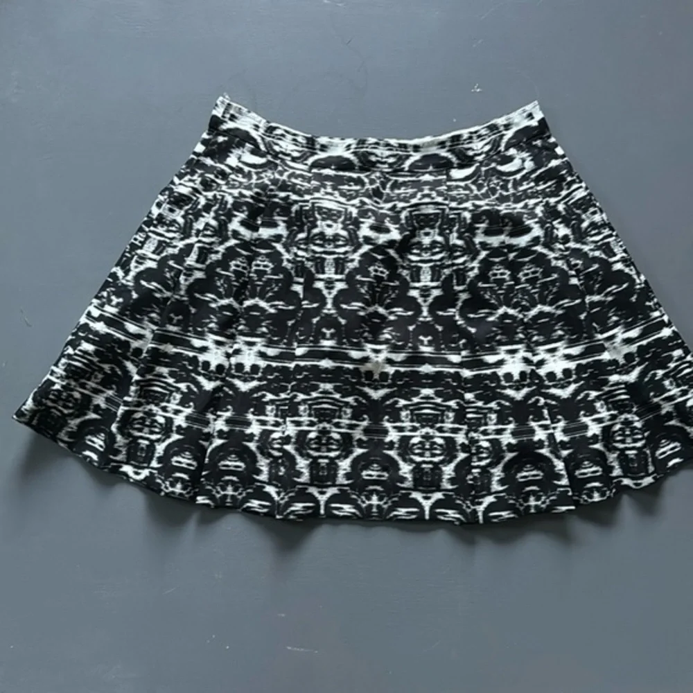 J.Crew Blurred Ikat Pleated Skirt B4435 - Size 6